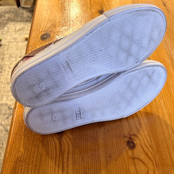 Guess Floral Brown Sneakers with Gold Details - Picture 10 of 10